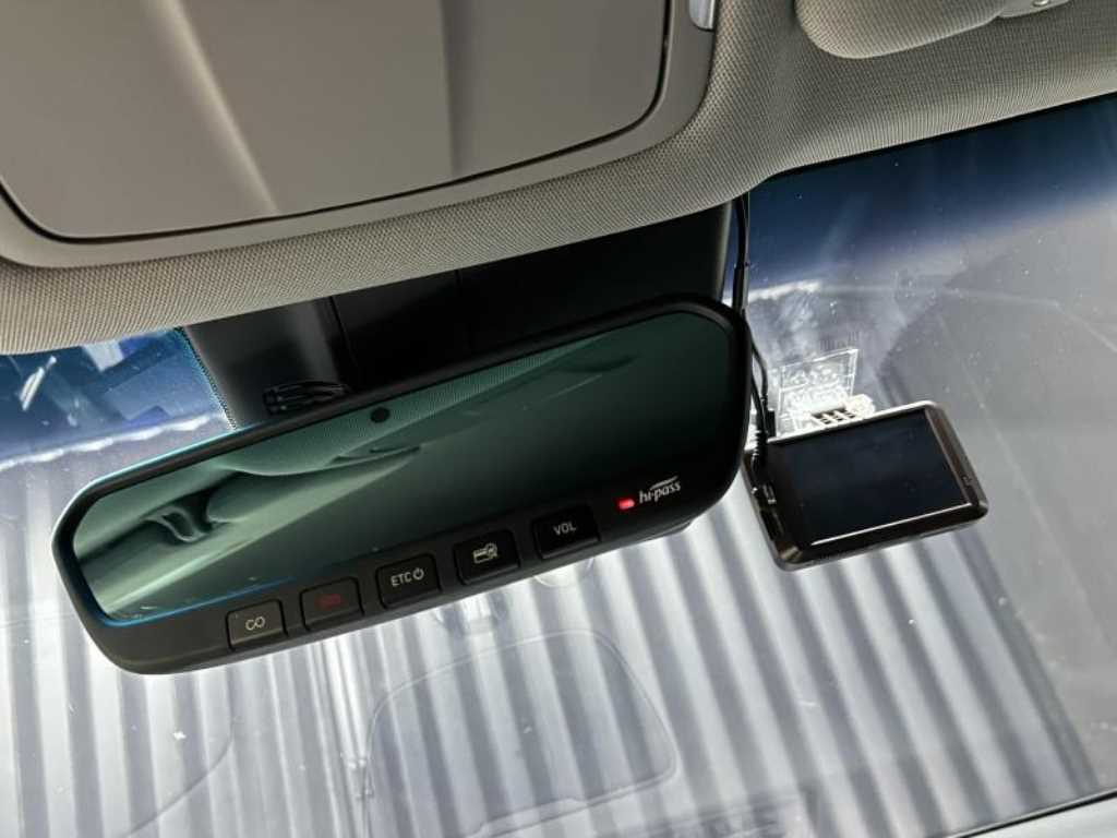 Genesis G80 - Vista 12