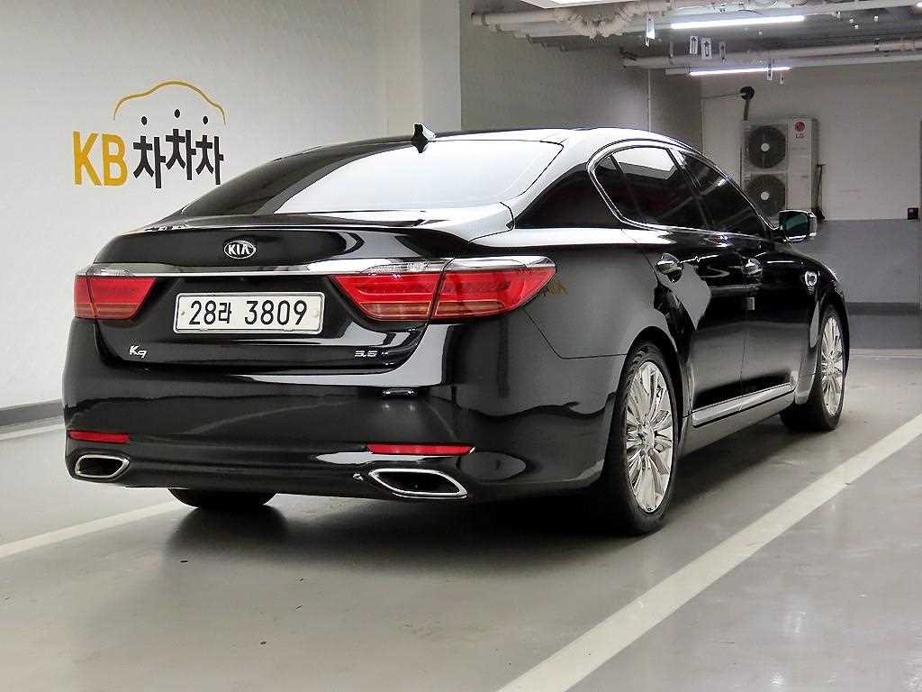 KIA K9 - Vista 4