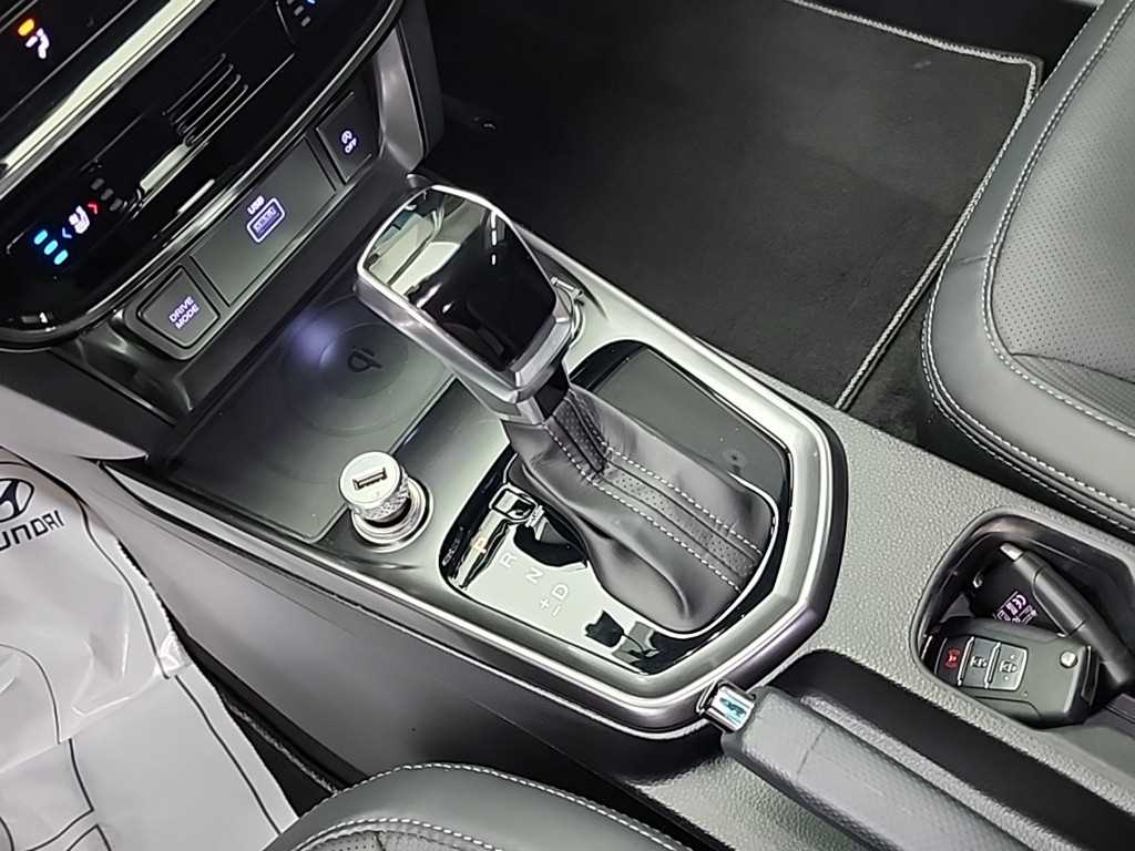 Ssangyong Tivoli - Vista 8