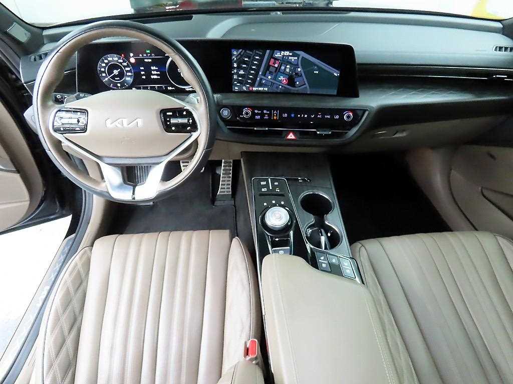 KIA K8 - Vista 7