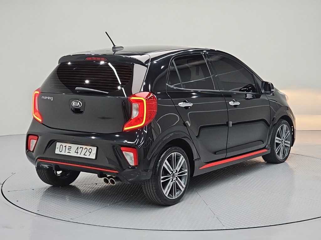 KIA Morning - Vista 4