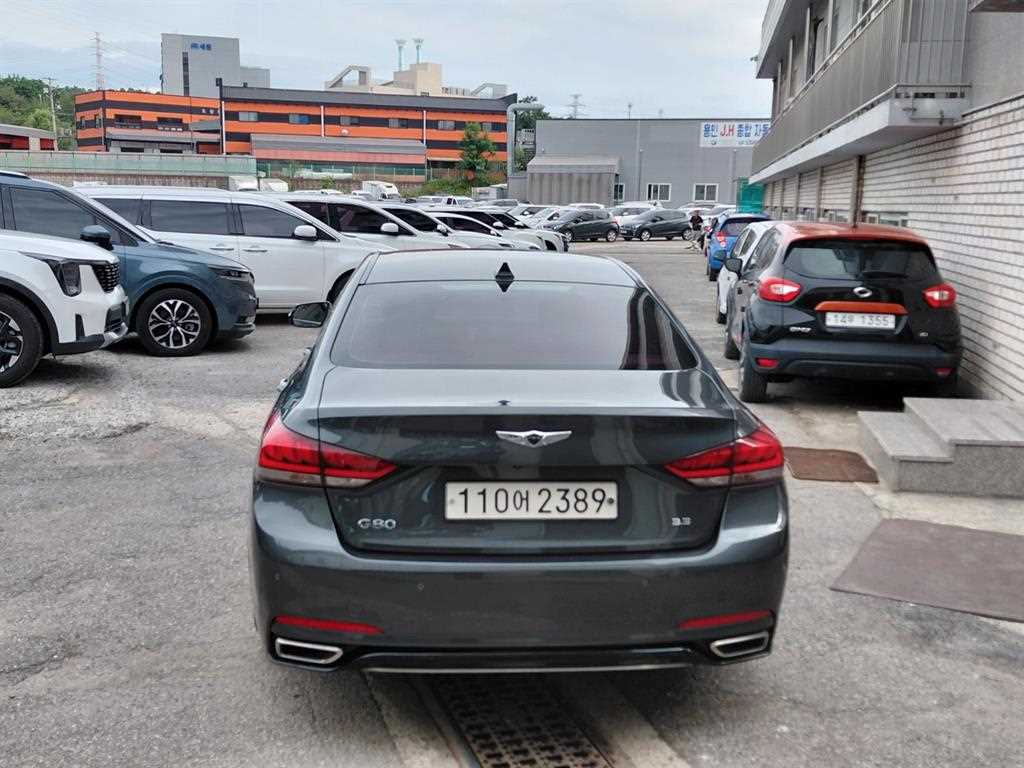 Genesis G80 - Vista 4
