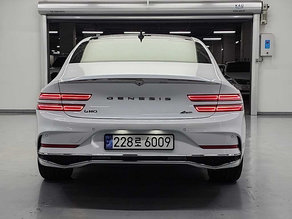 Genesis G80 - Vista 4