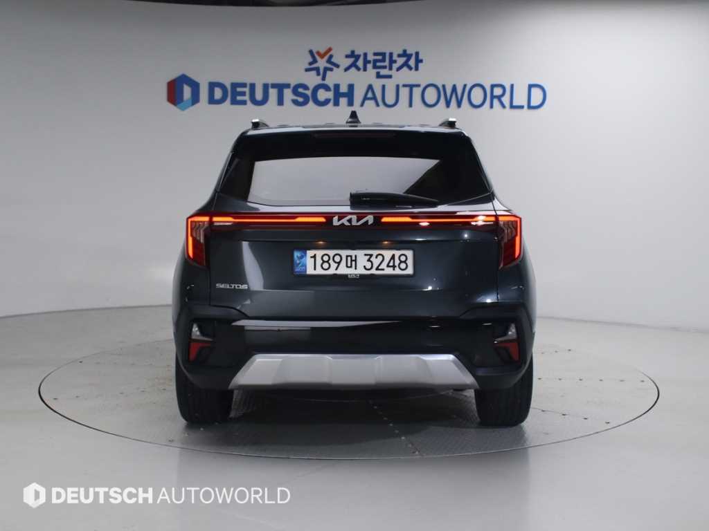 KIA Seltos - Vista 4