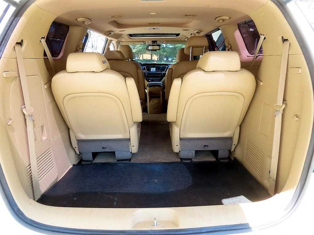 KIA Carnival 2017 Blanco - Importación desde Corea - HF Imports Iquique - Foto 16