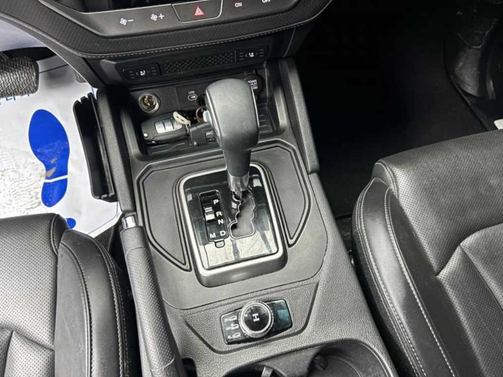 Ssangyong Rexton - Vista 11
