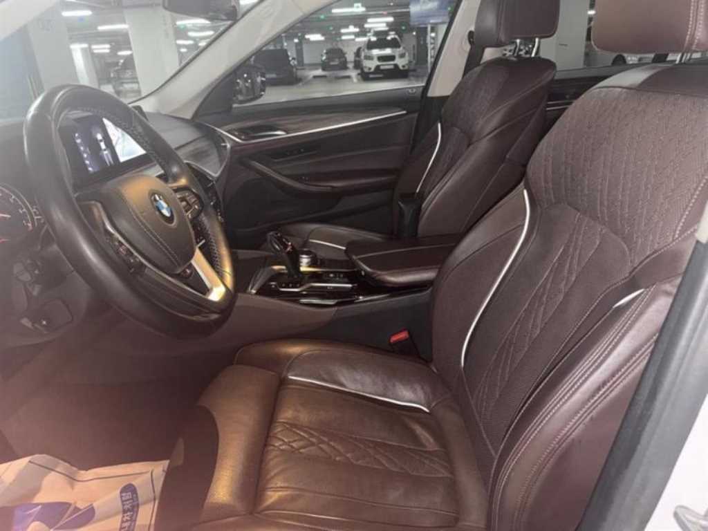 BMW 5 Series - Vista 7