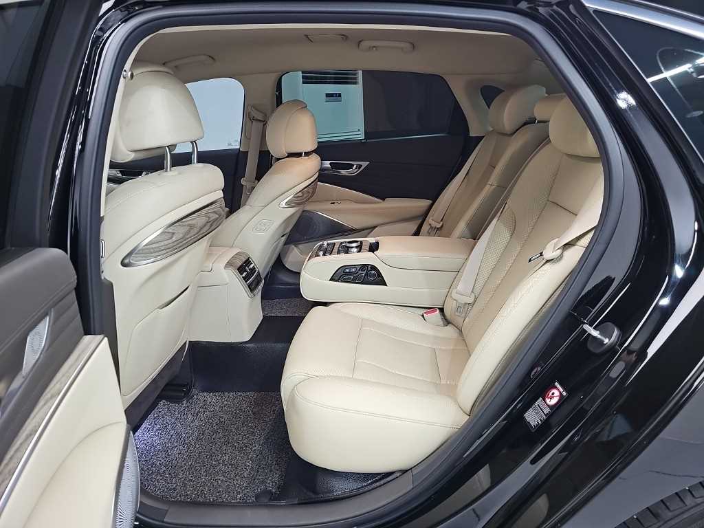 KIA K9 - Vista 12