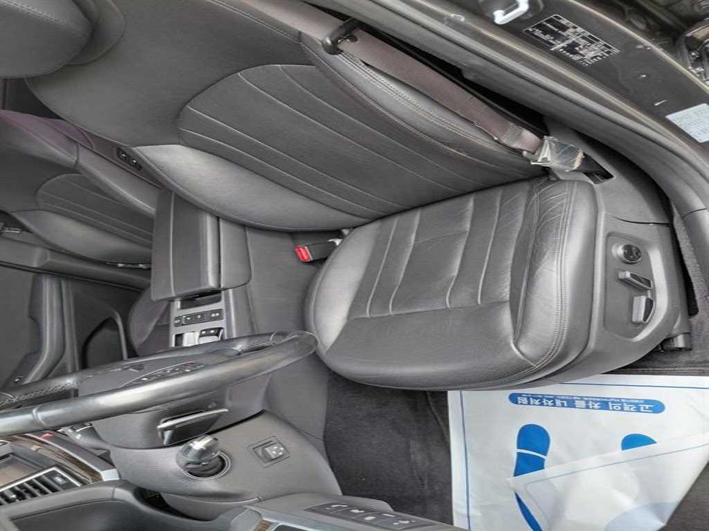 Genesis G80 - Vista 12