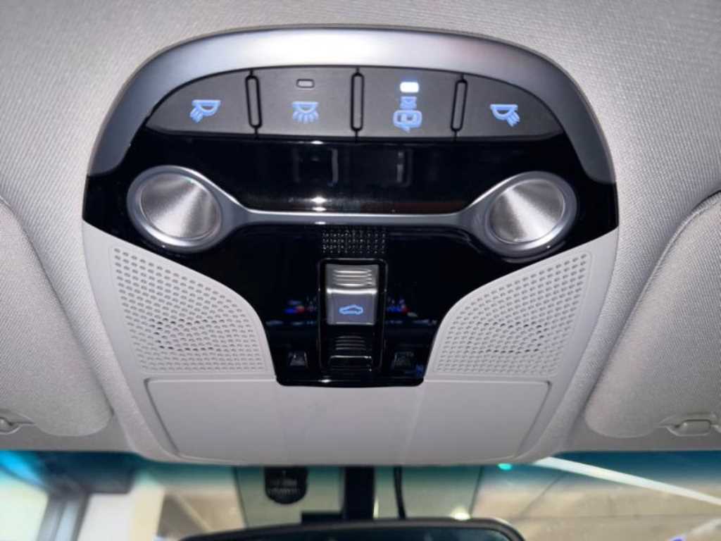 HYUNDAI Grandeur - Vista 12