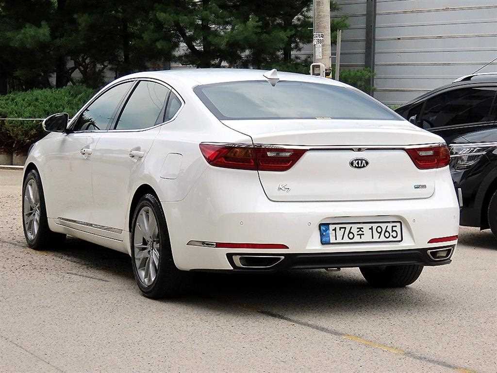 KIA K7 - Vista 3