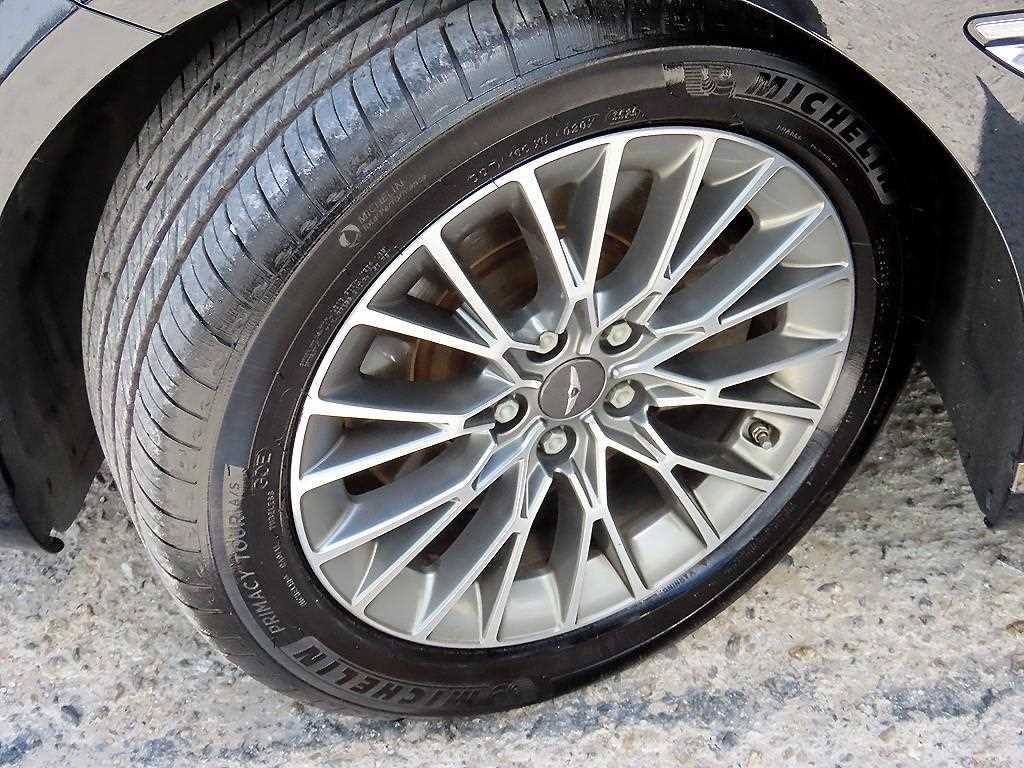 Genesis G80 2022 Negro - Importación desde Corea - HF Imports Iquique - Foto 20
