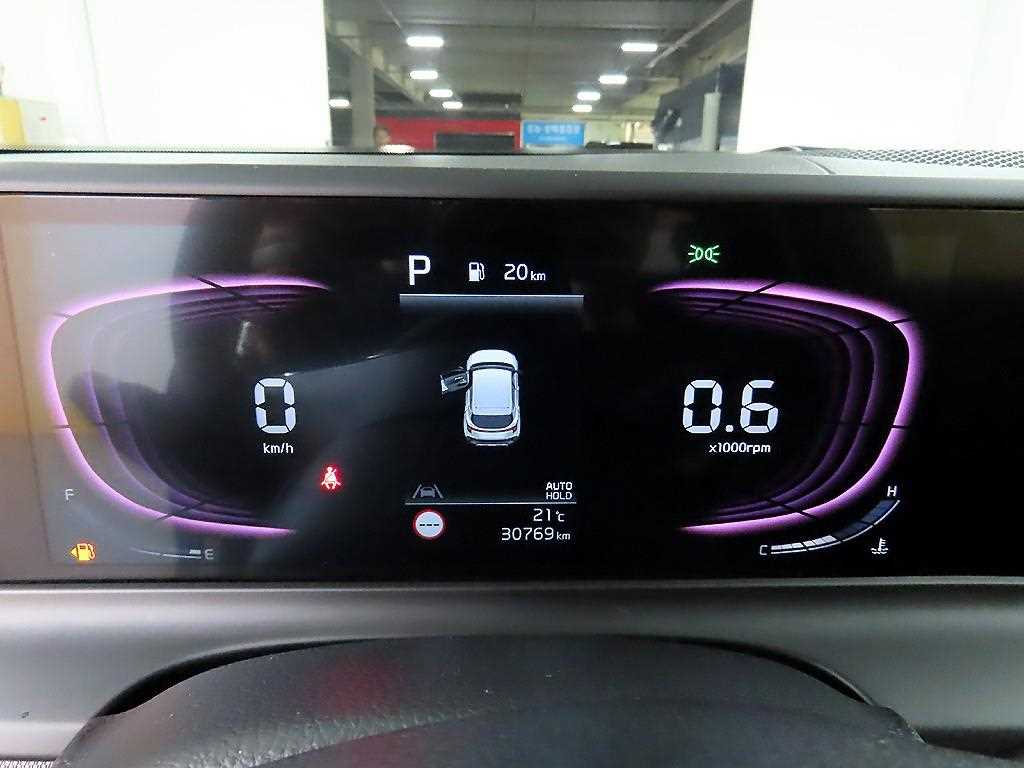 KIA Seltos - Vista 8