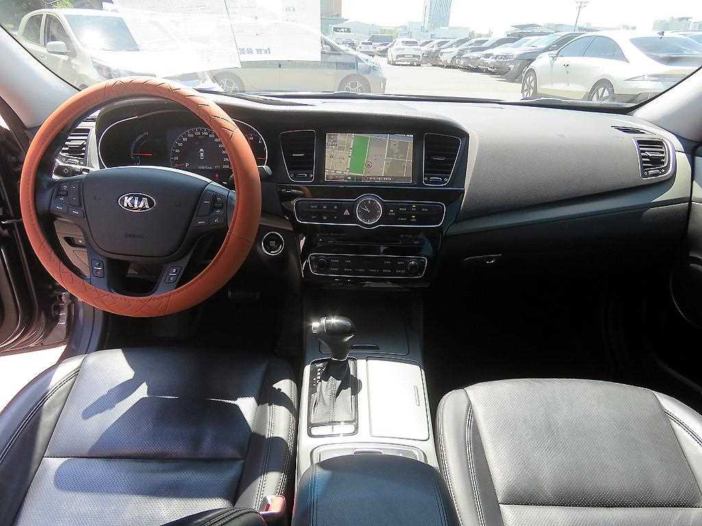 KIA K7 - Vista 7
