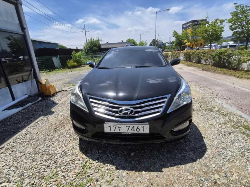 HYUNDAI Grandeur 2011 Negro - Importación desde Corea - HF Imports Iquique - Foto 1