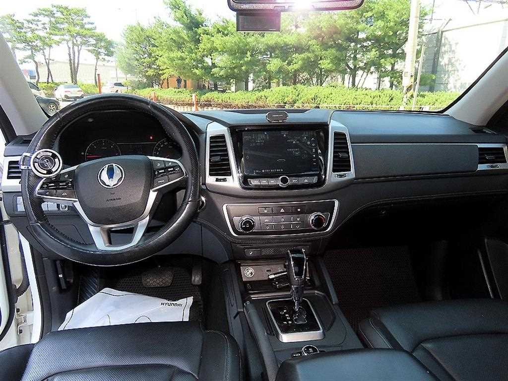 Ssangyong Rexton - Vista 7