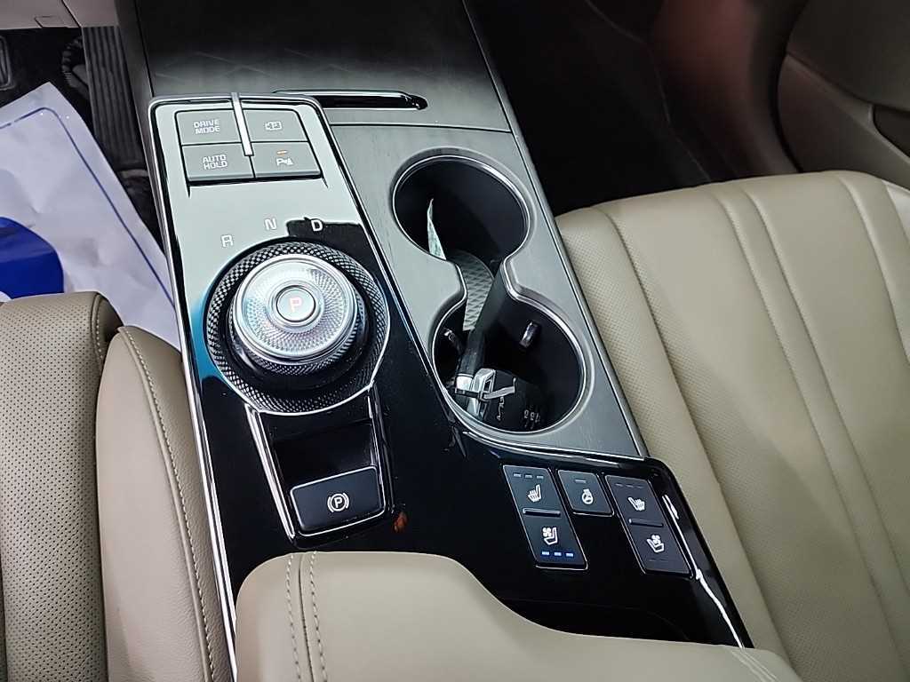KIA K8 - Vista 9
