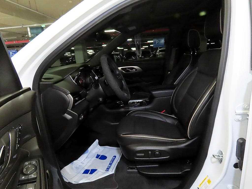 Chevrolet Travers - Vista 6