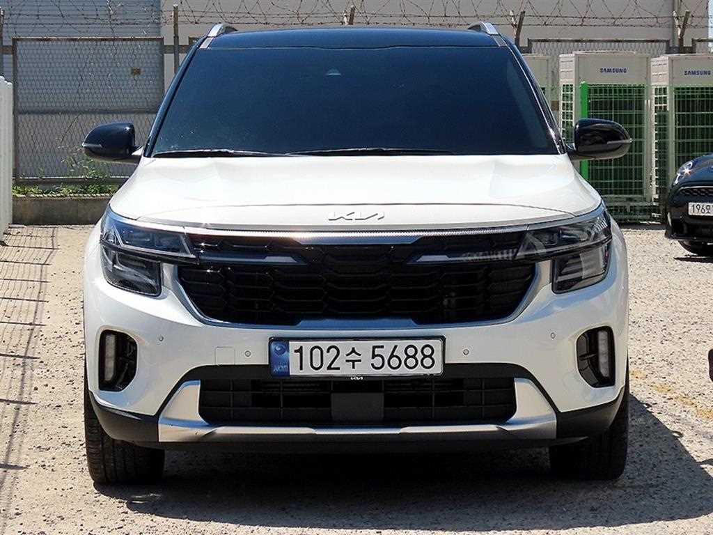 KIA Seltos 2023 Blanco - Importación desde Corea - HF Imports Iquique - Foto 1