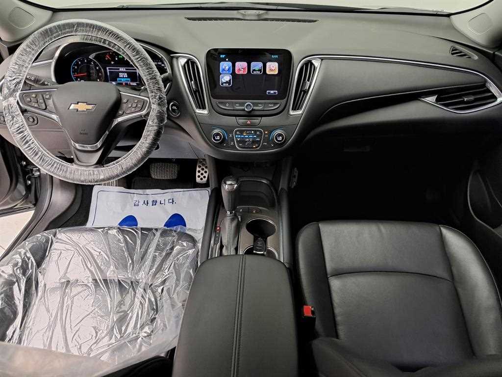 Chevrolet Malibu - Vista 6