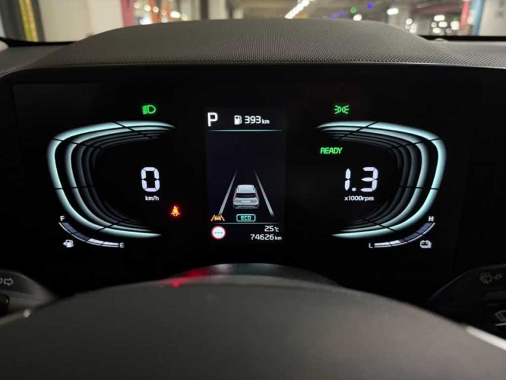 KIA Niro - Vista 9