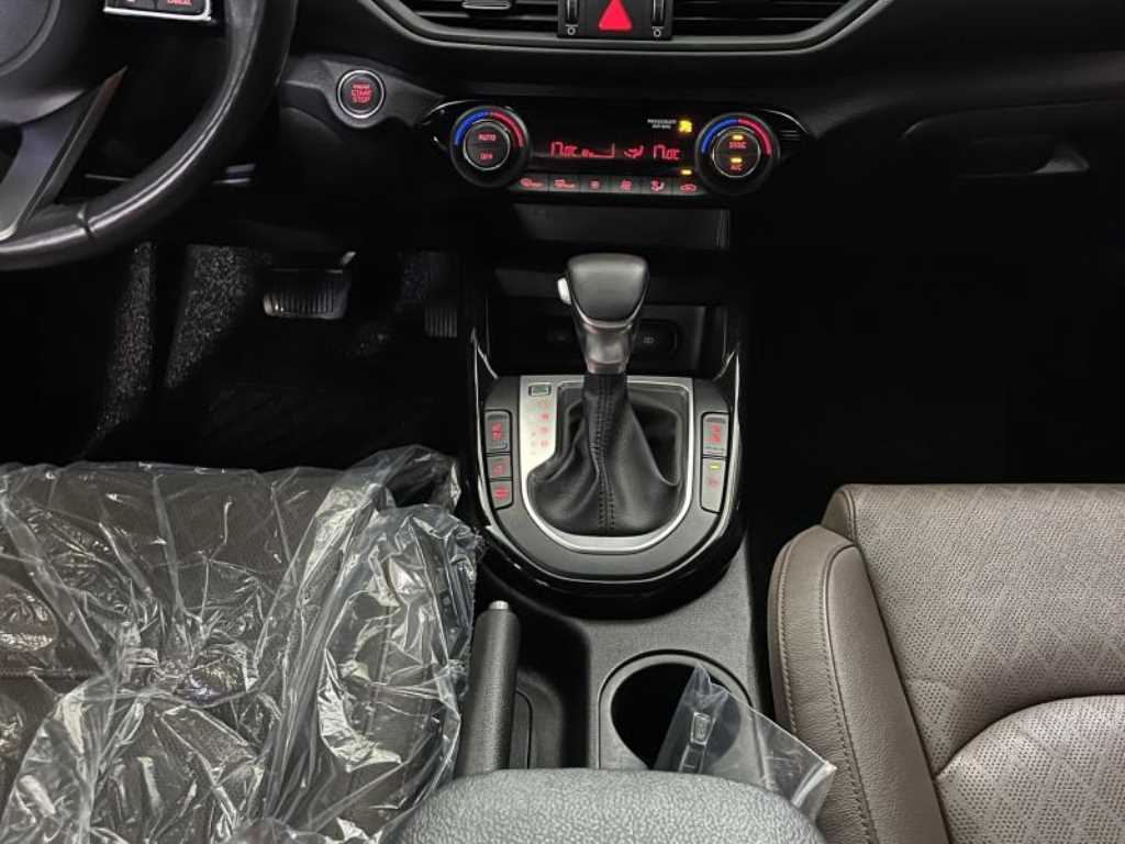 KIA K3 - Vista 9