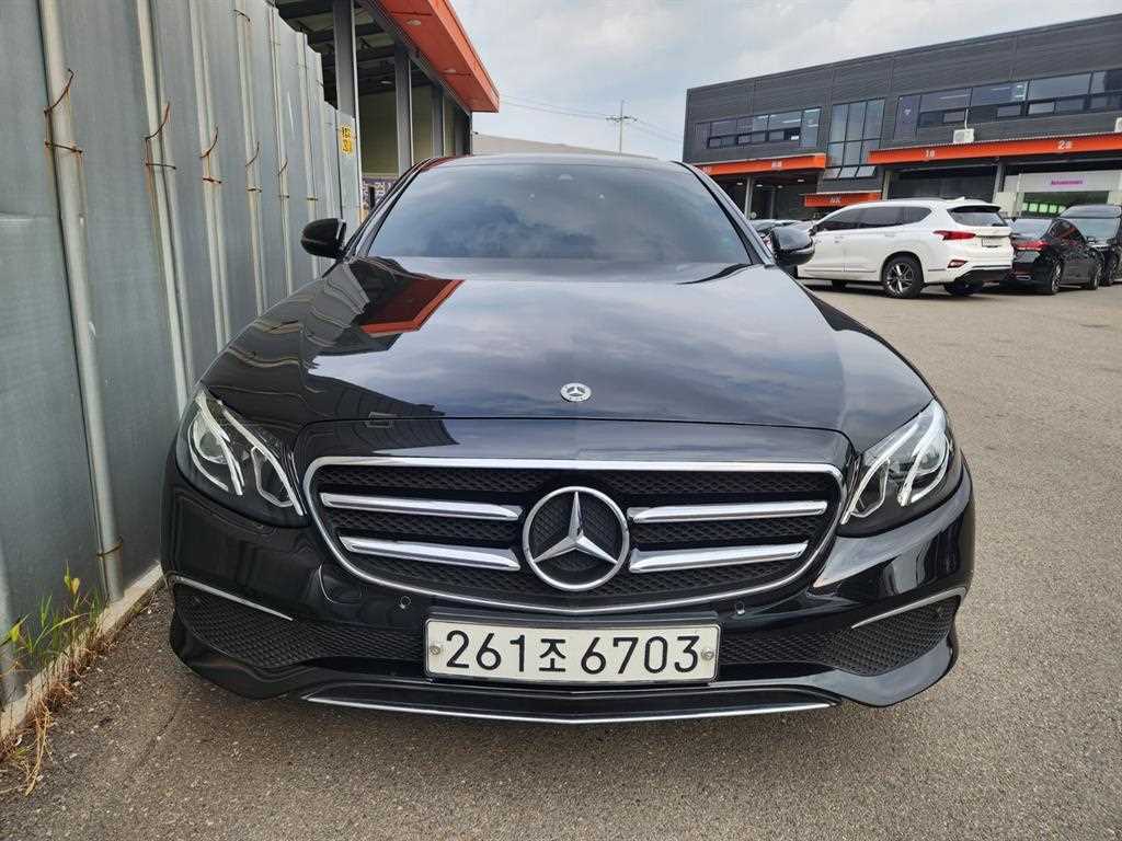 Mercedes Benz E class 2020 — Zona Franca Iquique