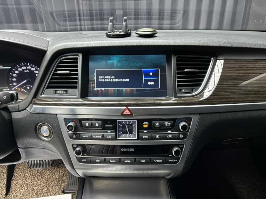 Genesis G80 - Vista 11