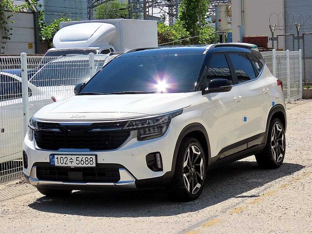 KIA Seltos - Vista 2