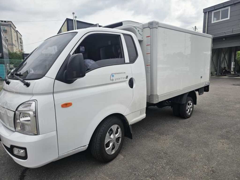 Small Truck Freezer Box(Low Deck) - Vista 2