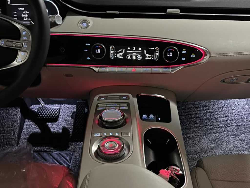 Genesis GV70 - Vista 12