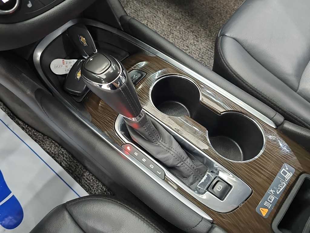 Chevrolet Malibu - Vista 8