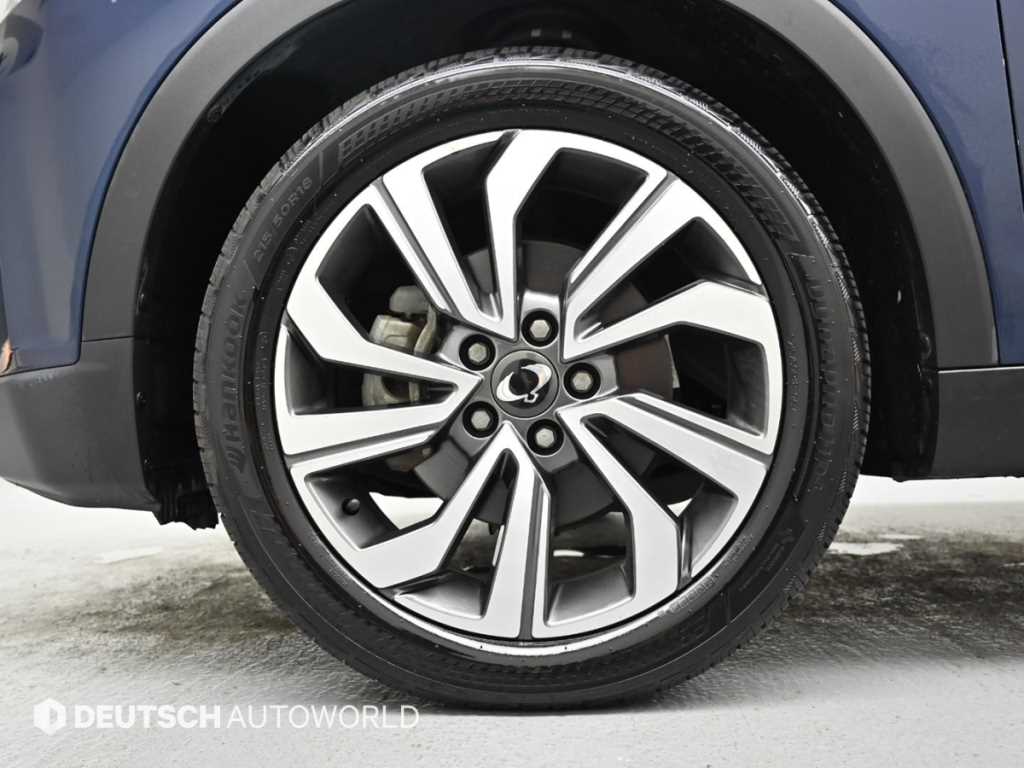 Ssangyong Tivoli - Vista 5