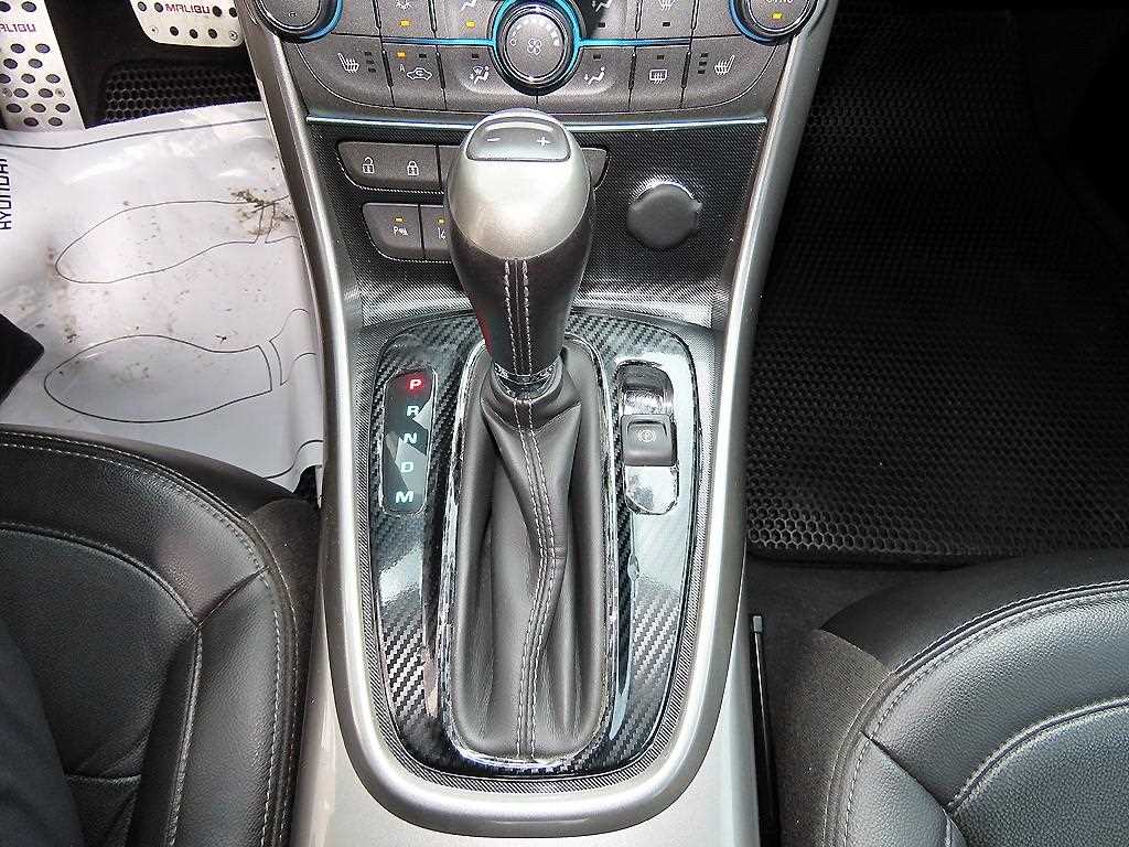 Chevrolet Malibu - Vista 10