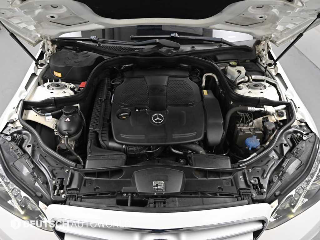 Mercedes Benz E class - Vista 6