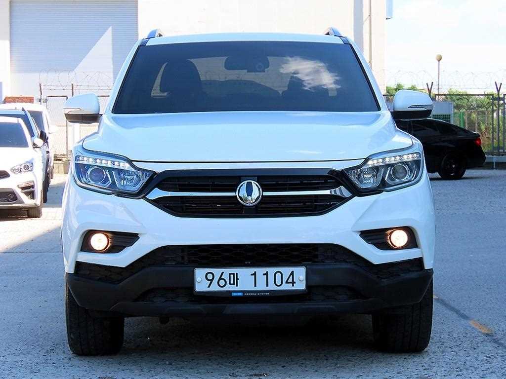 Ssangyong Rexton 2018 Blanco - Importación desde Corea - HF Imports Iquique - Foto 1
