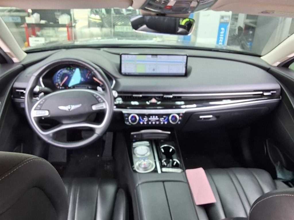 Genesis G80 - Vista 6