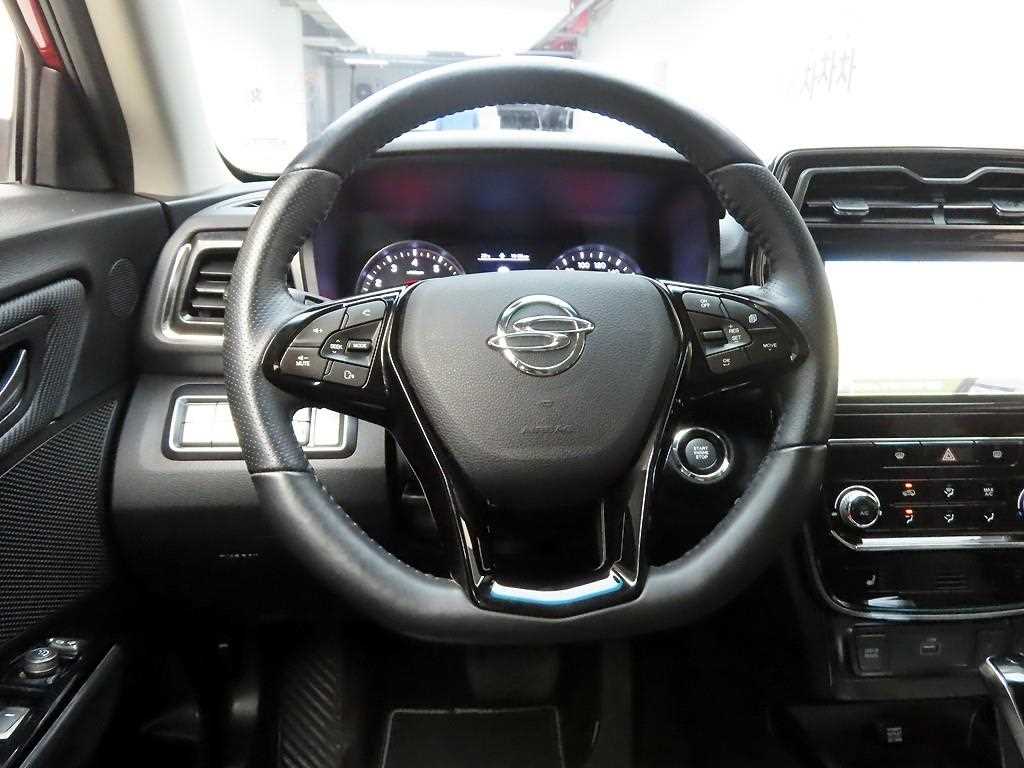 Ssangyong Tivoli - Vista 6