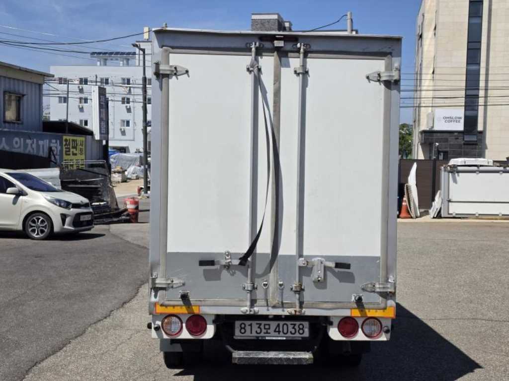 Small Truck Freezer Box(High Deck) 2019 Blanco - Importación desde Corea - HF Imports Iquique - Foto 18