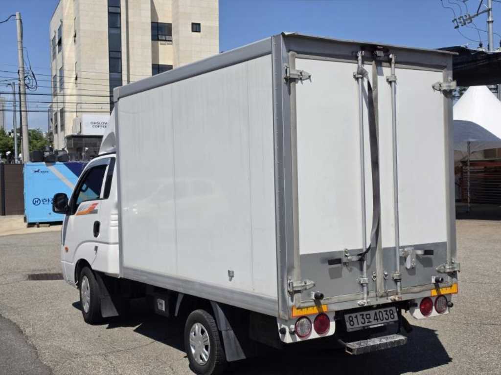 Small Truck Freezer Box(High Deck) 2019 Blanco - Importación desde Corea - HF Imports Iquique - Foto 19