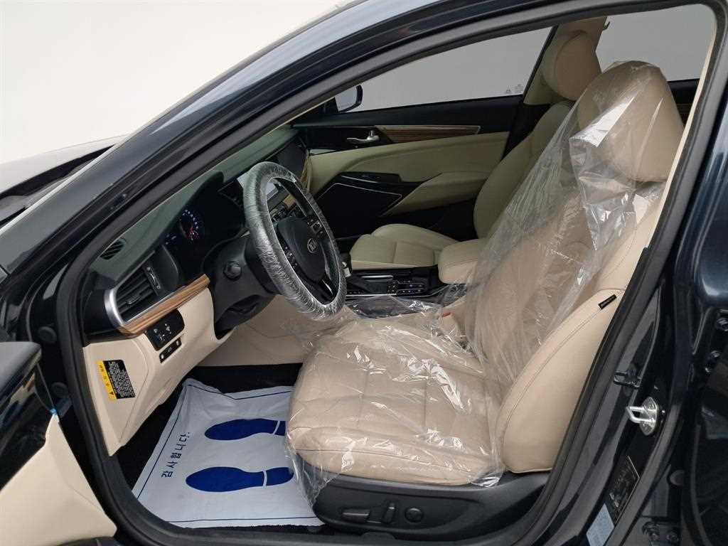 KIA K7 - Vista 11