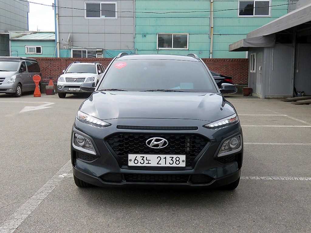HYUNDAI Kona