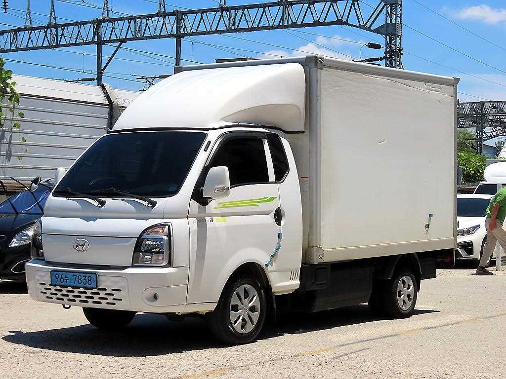 Small Truck Normal Box(High Deck) 2021 Blanco - Importación desde Corea - HF Imports Iquique - Foto 1
