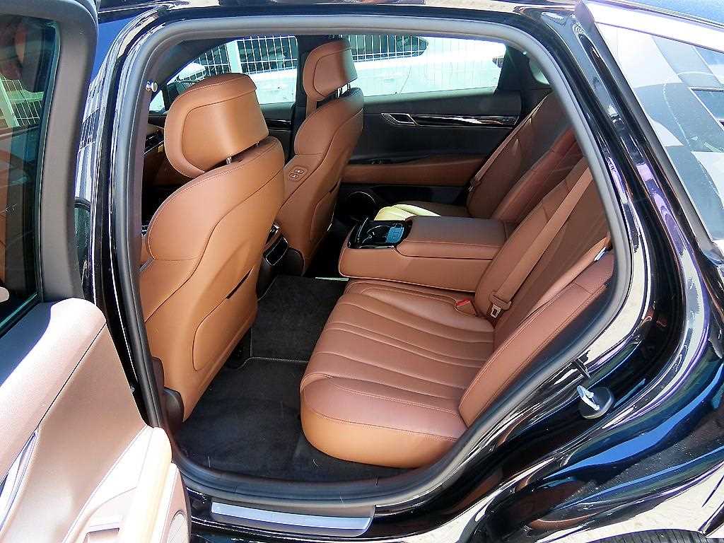 Genesis G80 - Vista 6
