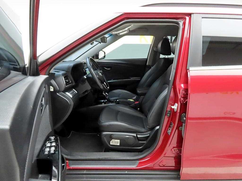 Ssangyong Tivoli 2021 Rojo - Importación desde Corea - HF Imports Iquique - Foto 20