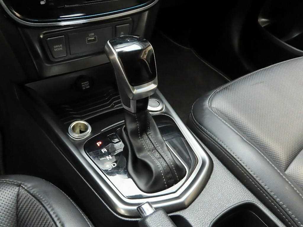 Ssangyong Tivoli - Vista 10