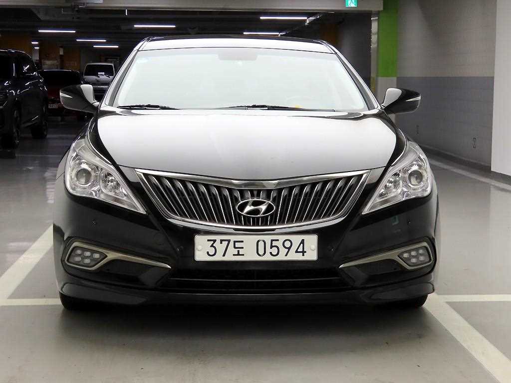 HYUNDAI Grandeur - Vista 2