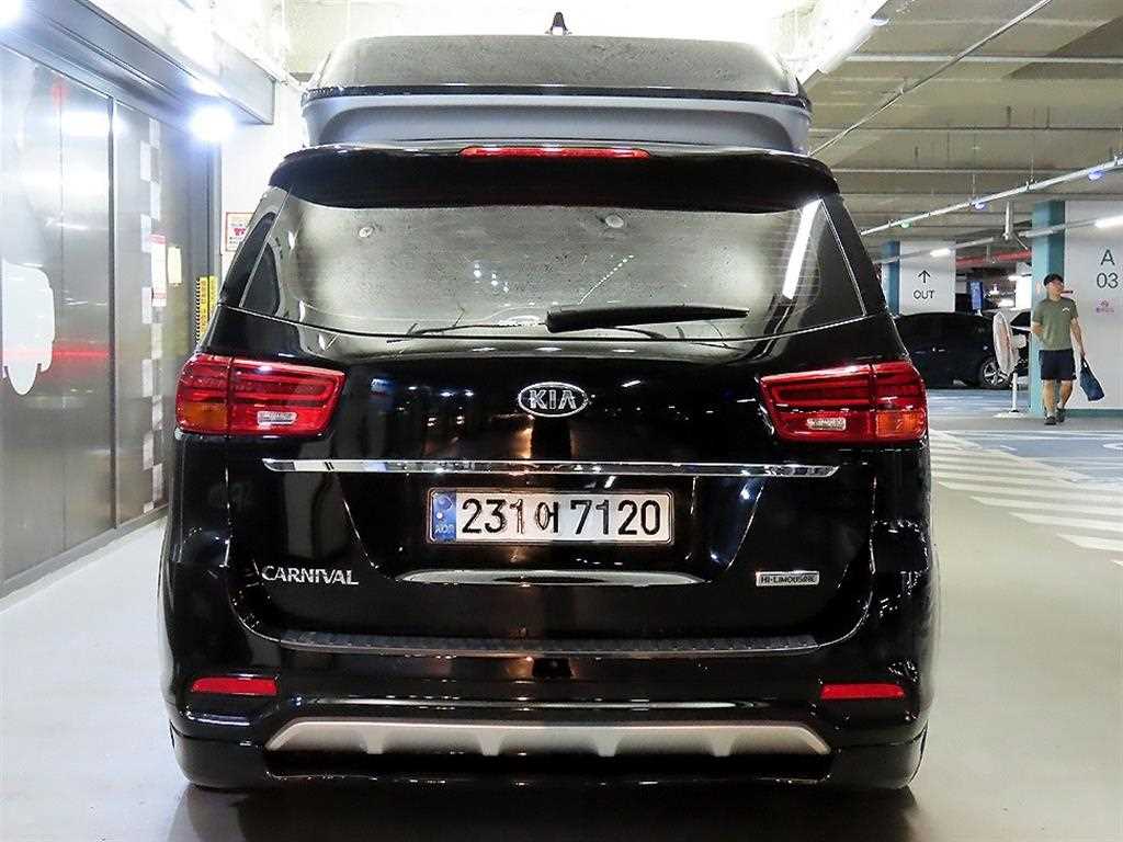 KIA Carnival - Vista 5