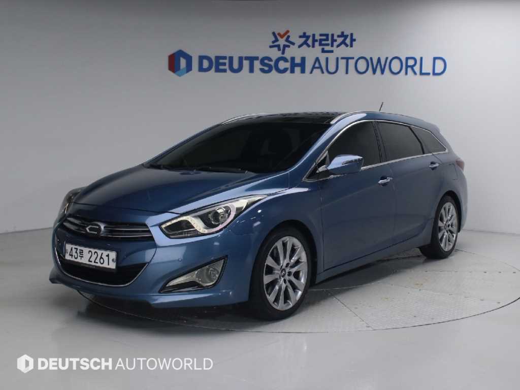 HYUNDAI i40
