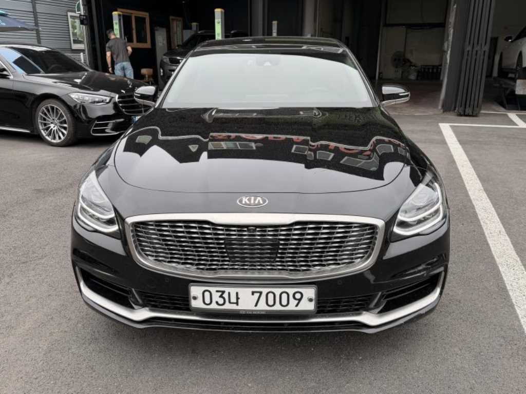 KIA K9